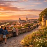 découvrez les remparts d’angoulême lors d’une balade pittoresque offrant des points de vue panoramiques sur la ville et ses environs historiques.