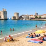 découvrez les plus belles plages de la rochelle avec notre guide complet pour profiter du soleil, de la mer et des paysages exceptionnels de la côte atlantique.